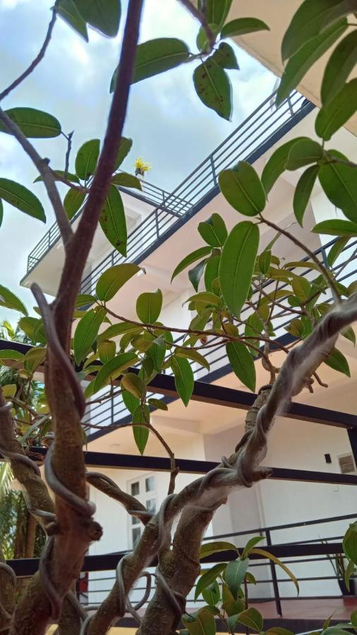 Lake Edge Resort Holambra Exterior foto