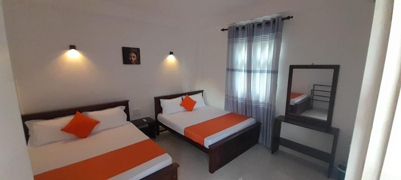 Lake Edge Resort Holambra Exterior foto
